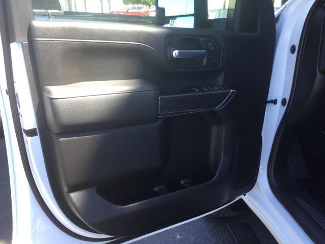 Photo of 2023 Summit White Chevrolet Silverado 3500