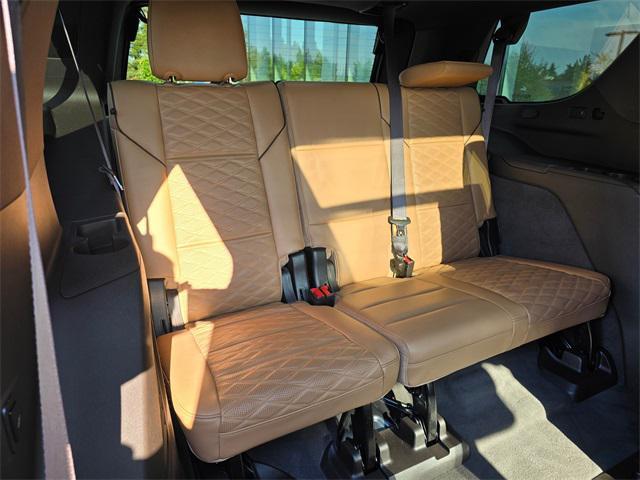 Photo of 2023 Crystal White Tricoat Cadillac Escalade