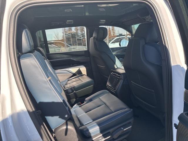 Photo of 2025 Gaz Cadillac Escalade IQ