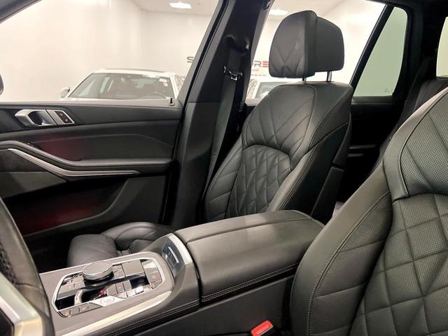 Photo of 2024 White BMW X5