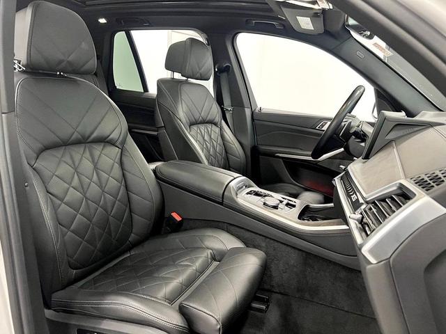 Photo of 2024 White BMW X5
