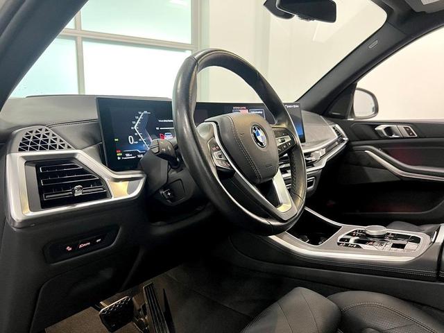 Photo of 2024 White BMW X5