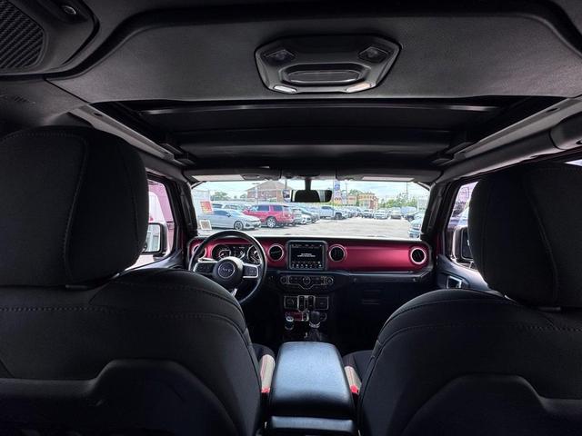 Photo of 2022 Snazzberry Pearlcoat Jeep Wrangler Unlimited