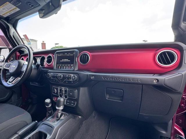 Photo of 2022 Snazzberry Pearlcoat Jeep Wrangler Unlimited