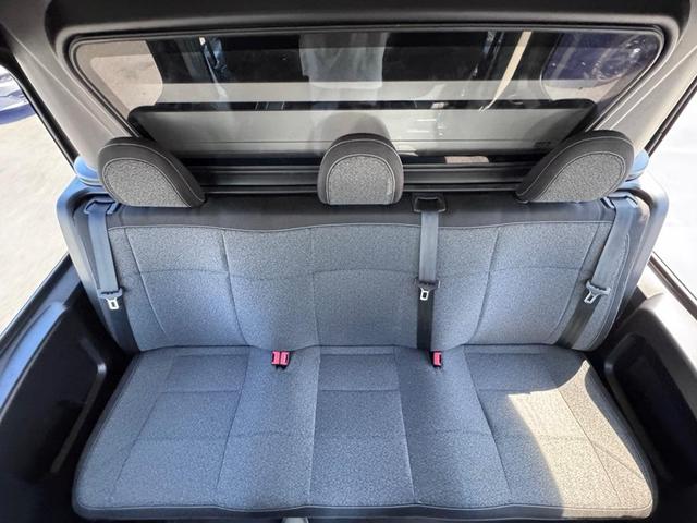 Photo of 2022 Black Clearcoat RAM ProMaster 3500