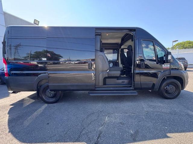 Photo of 2022 Black Clearcoat RAM ProMaster 3500