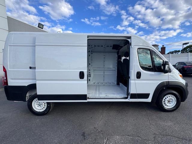 Photo of 2025 Bright White Clearcoat RAM ProMaster 2500