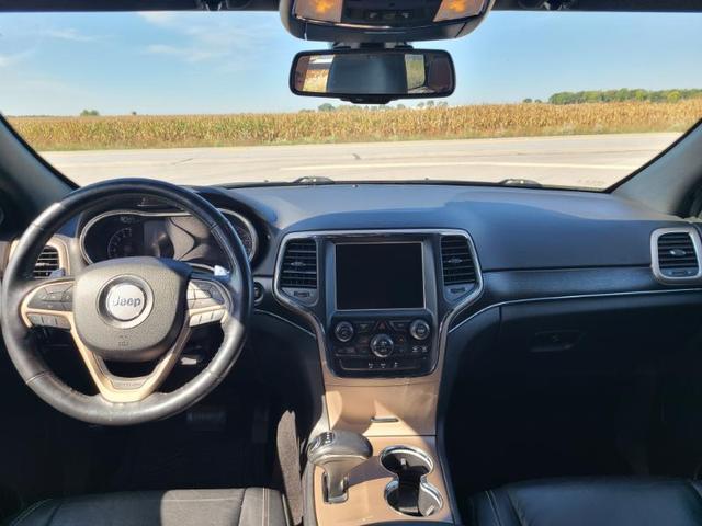 Photo of 2015 Brilliant Black Crystal Pearlcoat Jeep Grand Cherokee