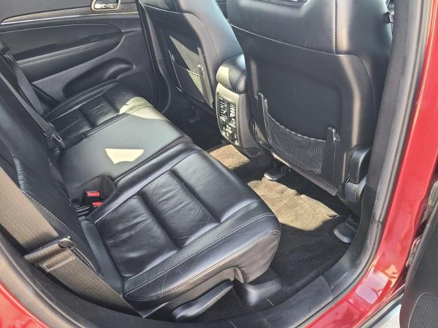 Photo of 2015 Brilliant Black Crystal Pearlcoat Jeep Grand Cherokee