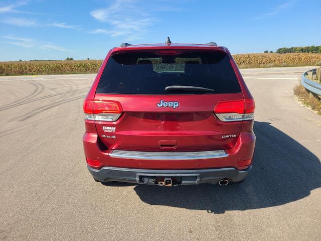 Photo of 2015 Brilliant Black Crystal Pearlcoat Jeep Grand Cherokee