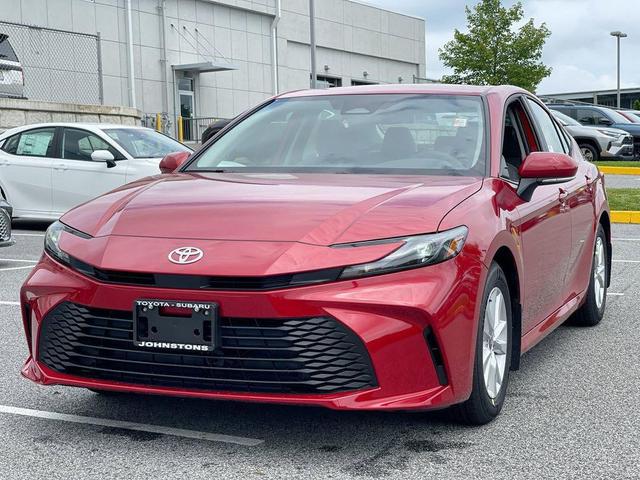Photo of 2025 Supersonic Red Toyota Camry