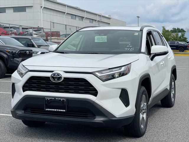 Photo of 2025 Ice Cap Toyota RAV4 Hybrid