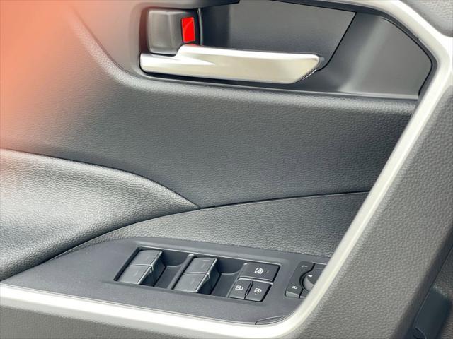 Photo of 2025 Ice Cap Toyota RAV4 Hybrid