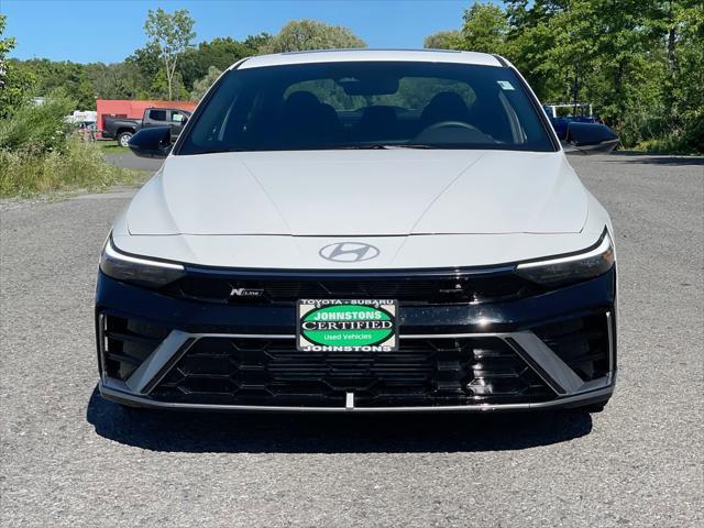 Photo of 2025 Atlas White Hyundai ELANTRA