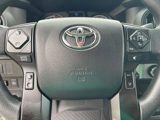 Photo of 2021 Super White Toyota Tacoma