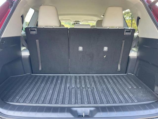 Photo of 2025 Ruby Flare Pearl Toyota Grand Highlander