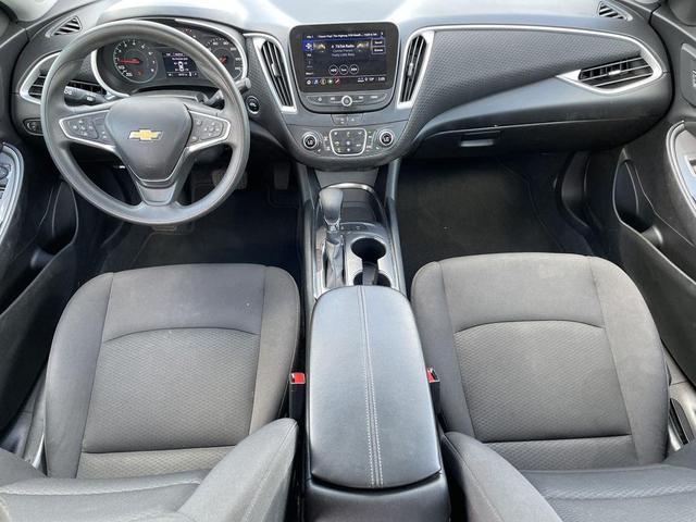 Photo of 2024 Summit White Chevrolet Malibu