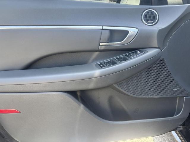 Photo of 2023 Onyx Black Hyundai SONATA