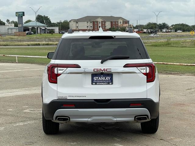 Photo of 2023 Summit White GMC Acadia