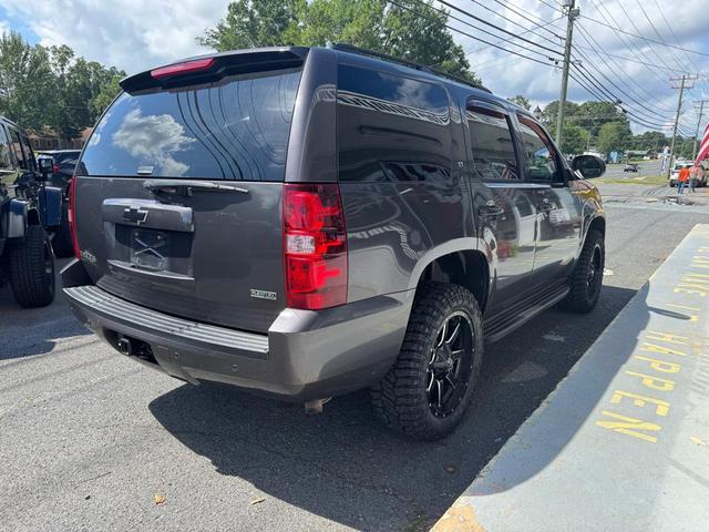Photo of 2010 GREY Chevrolet Tahoe