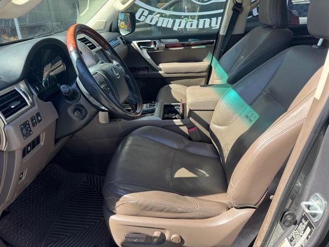 Photo of 2012 GRAY Lexus GX 460