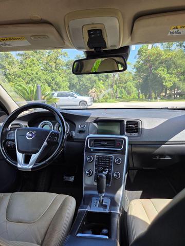 Photo of 2011 BLACK Volvo S60