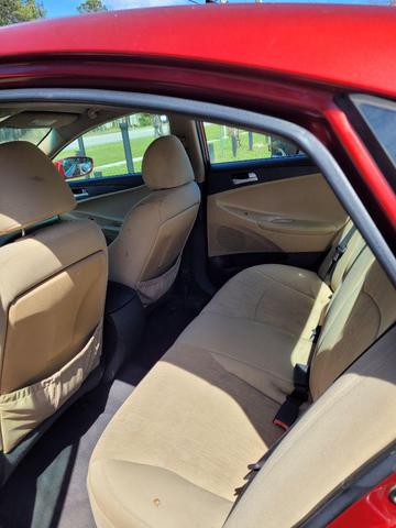 Photo of 2011 BURGUNDY Hyundai SONATA