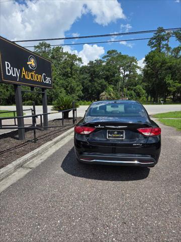 Photo of 2015 BLACK Chrysler 200