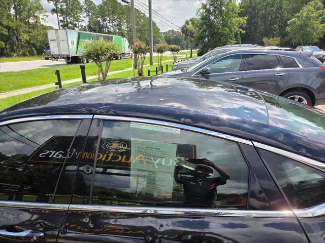 Photo of 2015 BLACK Chrysler 200