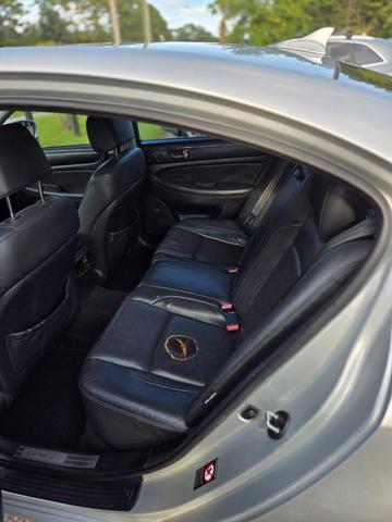 Photo of 2010 Platinum Metallic Hyundai Genesis