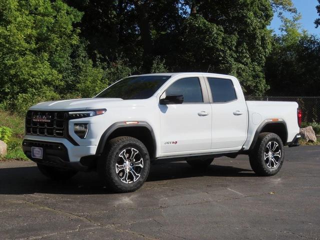 Photo of 2023 Summit White GMC Canyon