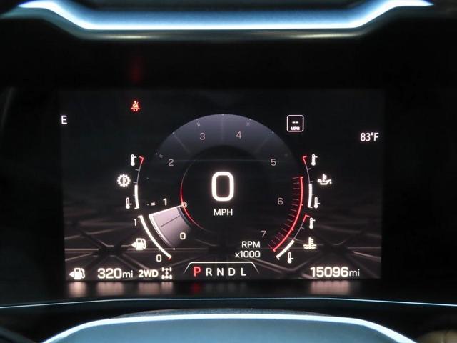 Photo of 2023 Summit White GMC Canyon