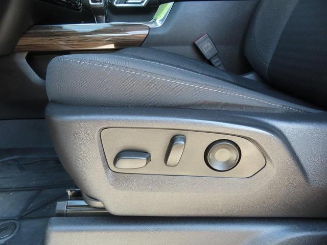 Photo of 2023 Summit White Chevrolet Silverado 1500