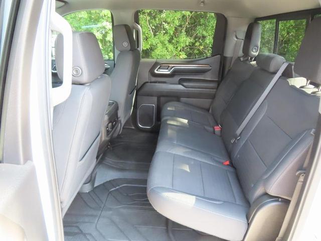 Photo of 2023 Summit White Chevrolet Silverado 1500