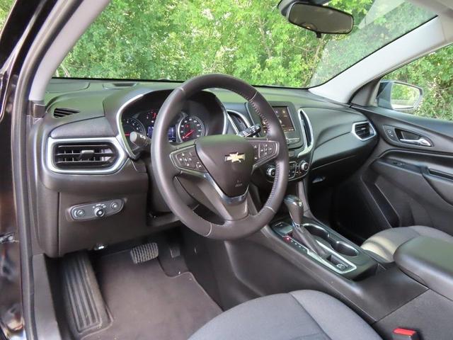 Photo of 2020 Mosaic Black Metallic Chevrolet Equinox