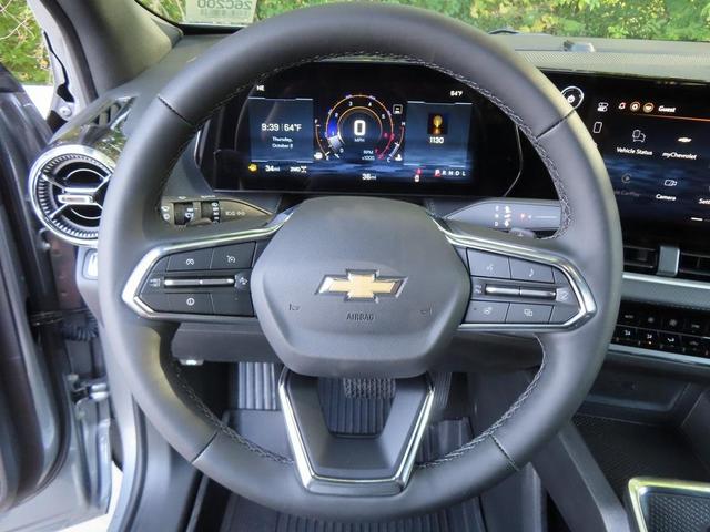 Photo of 2026 Sterling Gray Metallic Chevrolet Equinox