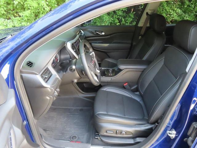 Photo of 2023 Ultra Blue Metallic GMC Acadia