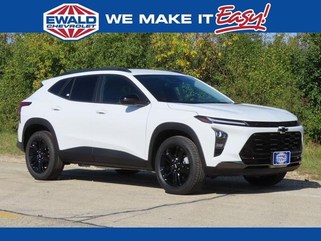 Photo of 2026 Summit White Chevrolet Trax