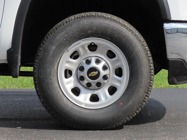 Photo of 2025 Summit White Chevrolet Silverado 3500