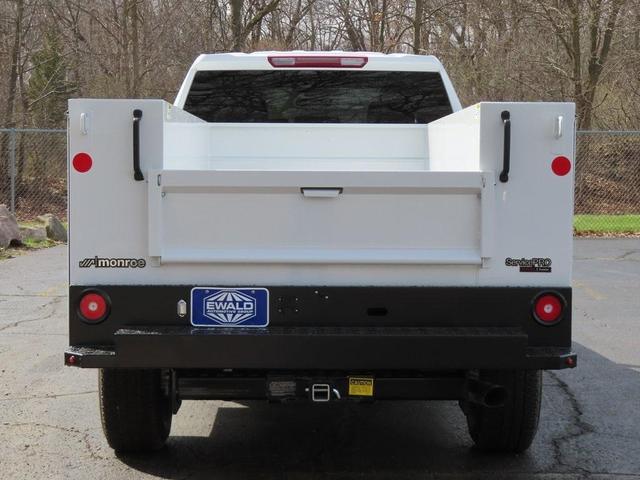 Photo of 2025 Summit White Chevrolet Silverado 3500