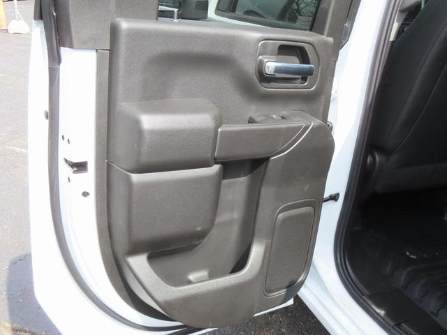 Photo of 2025 Summit White Chevrolet Silverado 3500