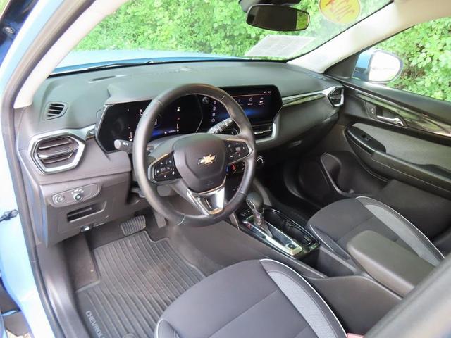 Photo of 2024 Fountain Blue Chevrolet Trailblazer