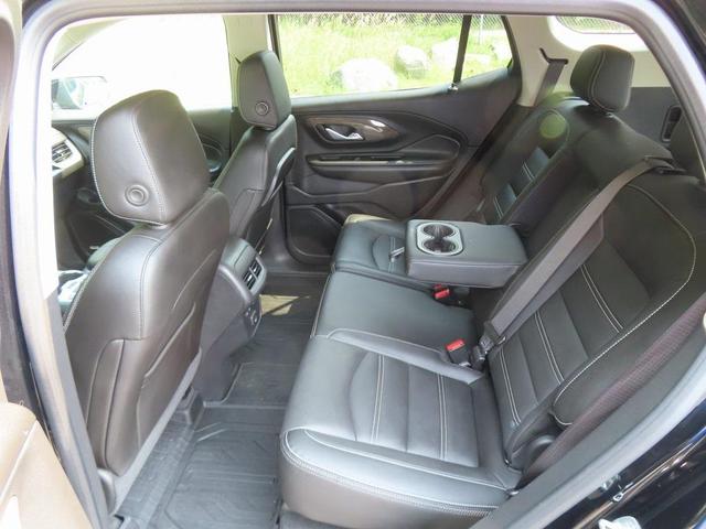 Photo of 2023 Ebony Twilight Metallic GMC Terrain