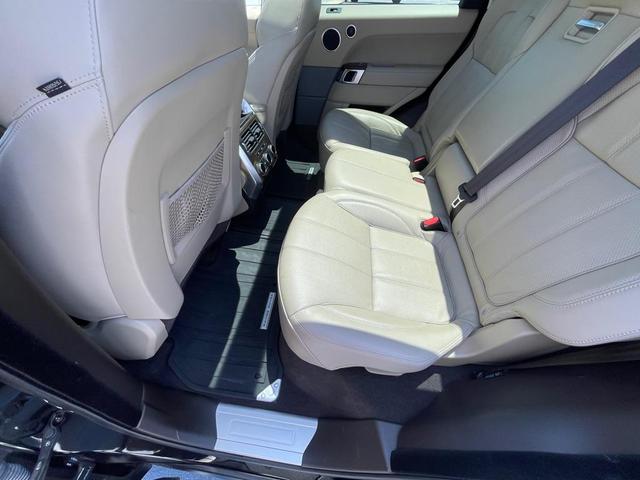 Photo of 2015 BLACK Land Rover Range Rover Sport