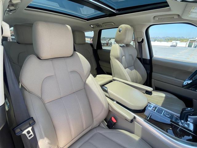 Photo of 2015 BLACK Land Rover Range Rover Sport
