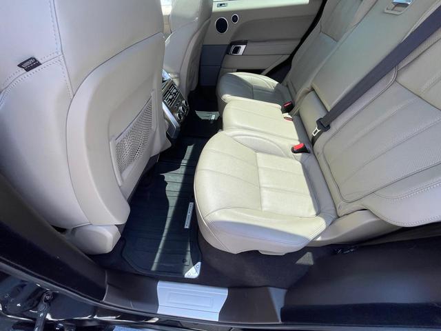 Photo of 2015 BLACK Land Rover Range Rover Sport