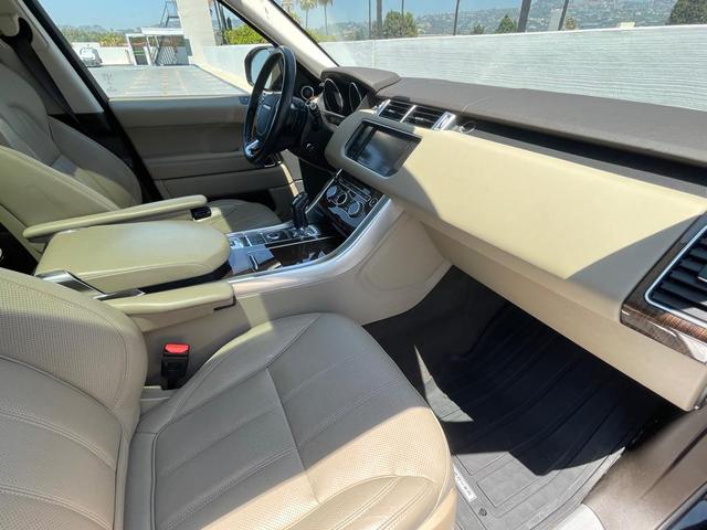 Photo of 2015 BLACK Land Rover Range Rover Sport