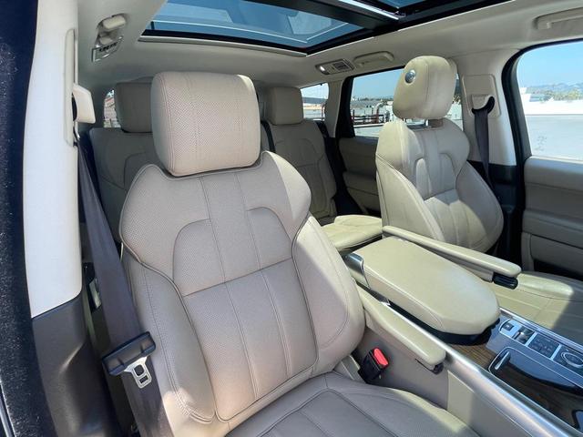 Photo of 2015 BLACK Land Rover Range Rover Sport