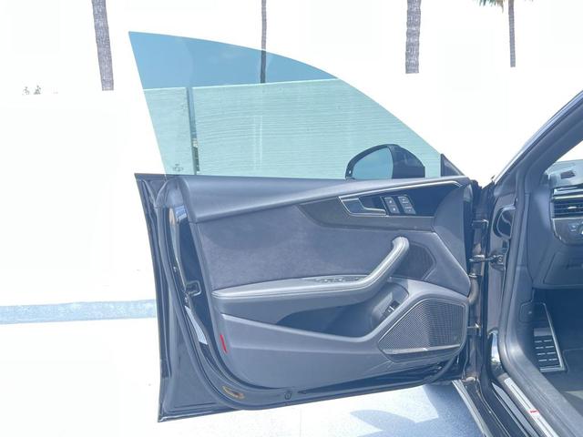 Photo of 2022 BLACK Audi S5