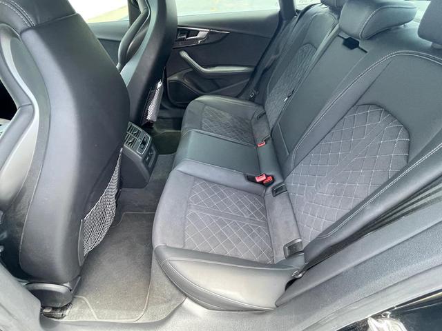 Photo of 2022 BLACK Audi S5
